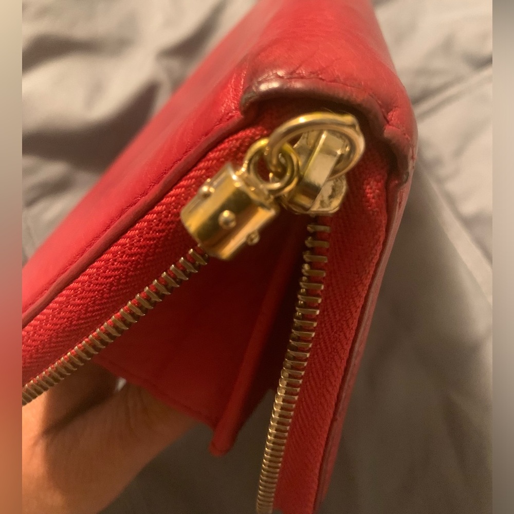 EUC Authentic Gucci Soho Zip Around 75 - Red - Picture 9 of 14